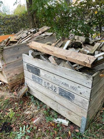 Gratis, 2 kuub open haard hout beschikbaar voor biedingen