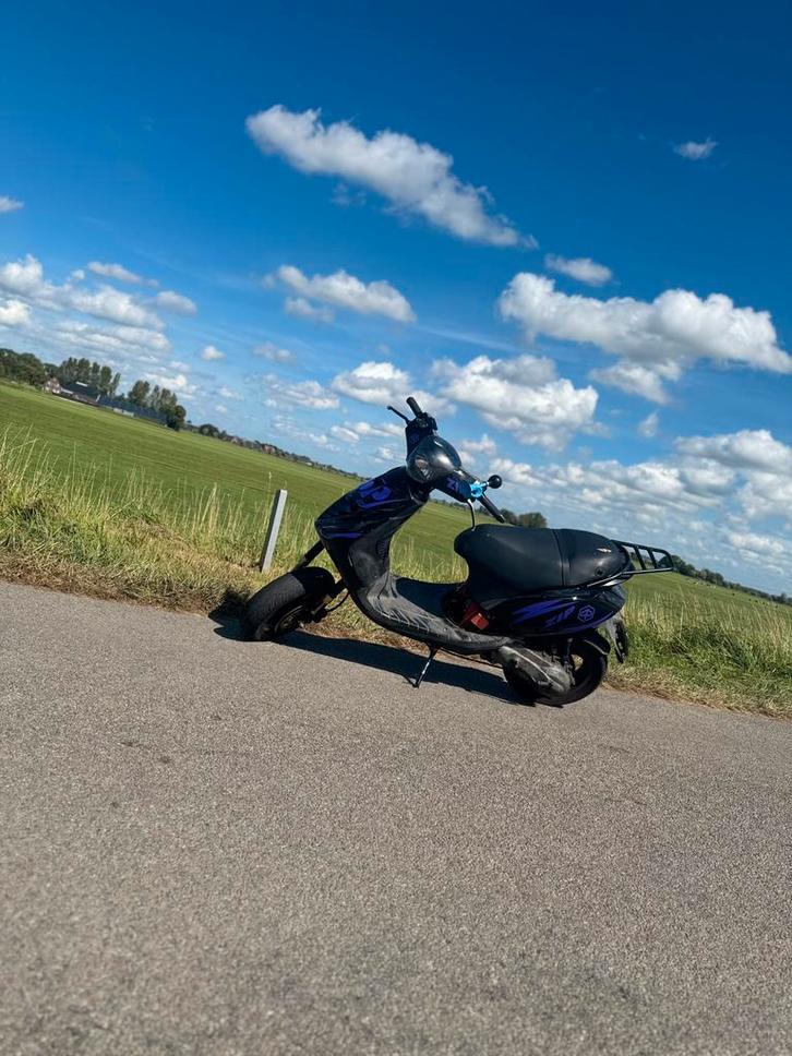 Zip 172 (UK style), Fietsen en Brommers, Brommeronderdelen | Scooters, Zo goed als nieuw, Piaggio, Blok, Ophalen