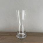 Hoge glazen vaas 34 cm hoog glas bloemenvaas, Huis en Inrichting, Woonaccessoires | Vazen, Overige kleuren, Ophalen of Verzenden