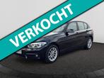 BMW 1-serie 118i High Executive | Automaat | Cruise | Clima, 65 €/maand, Gebruikt, Zwart, Bedrijf