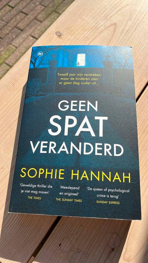 Sophie Hannah - Geen spat veranderd, Boeken, Thrillers, Zo goed als nieuw, Nederland, Verzenden