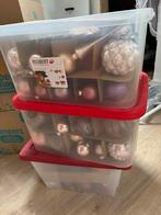 Roze kerstballenset, Ophalen