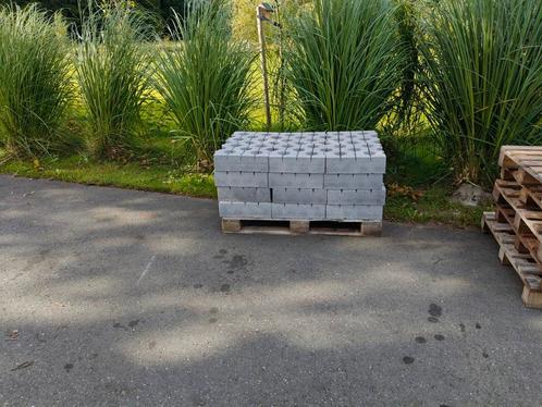 Grastegels 400x400x120 mm, Tuin en Terras, Tuinbanken, Zo goed als nieuw, Ophalen of Verzenden