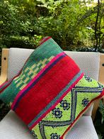 Handgemaakt kussen, Huis en Inrichting, Woonaccessoires | Kussens, Ophalen of Verzenden, Nieuw, Vierkant