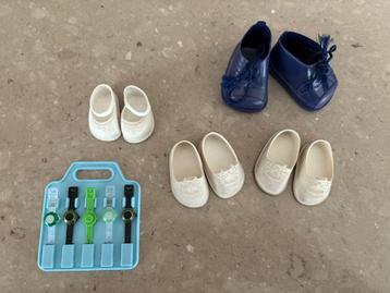 Oude Poppen Schoentjes beschikbaar voor biedingen