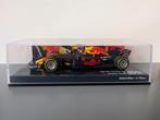 MiniChamps - Red Bull Max Verstappen - Maleisië 2017 1:43, Ophalen of Verzenden, Zo goed als nieuw, Auto, MiniChamps