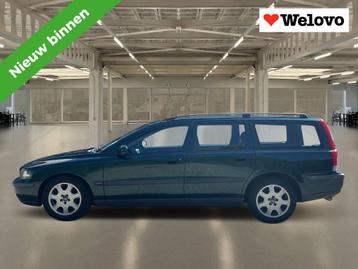 Volvo V70 2.4 Comfort Line Automaat nieuwe APK Rijklaar beschikbaar voor biedingen