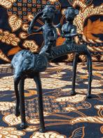 Olifant met berijders prachtig antiek brons uit India., Antiek en Kunst, Ophalen of Verzenden