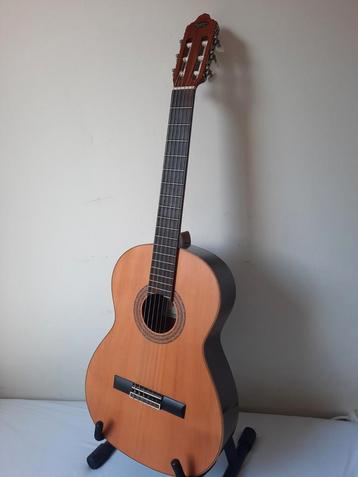Jose Rodriguez 8 DS klassieke gitaar met nieuwe snaren Hoes beschikbaar voor biedingen