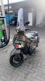 Vespa sprint 4t euro 4 agraat grijs, Fietsen en Brommers, Scooters | Vespa, Ophalen, ., Maximaal 45 km/u, Vespa S