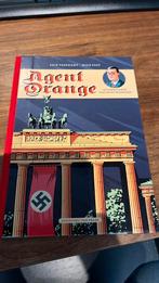 Erik Varekamp - De jonge jaren van prins Berrnhard, Eén stripboek, Zo goed als nieuw, Erik Varekamp; Mick Peet, Ophalen of Verzenden