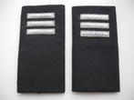 2 epauletten, rangemblemen, schuifpassanten douane. Nieuw., Ophalen of Verzenden, Overige soorten, Nederland, Embleem of Badge