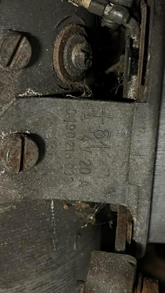Dunne dynamo kever  Bosch  FA 14V 20A - Oldtimer VW Porsche, Auto-onderdelen, Airco en Verwarming, Volkswagen, Gebruikt, Ophalen of Verzenden