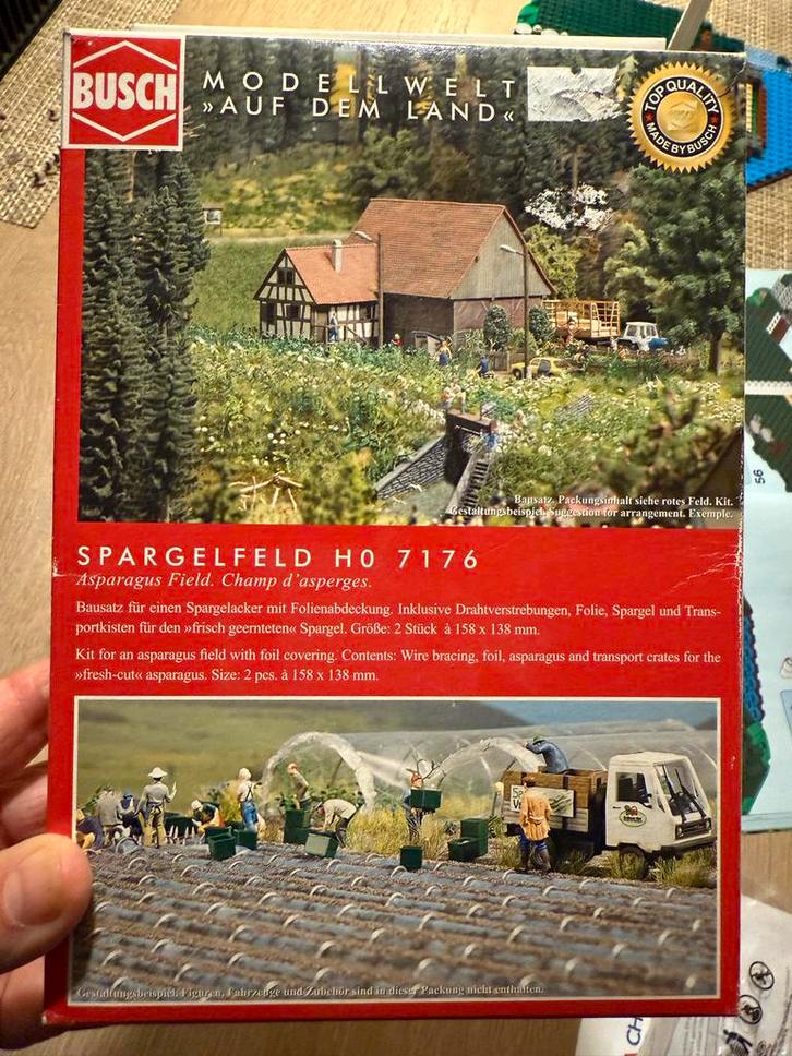 Busch Modelspoorweg Spargelfeld H0 7176, Hobby en Vrije tijd, Modeltreinen | H0, Nieuw, Overige typen, Overige merken, Ophalen of Verzenden