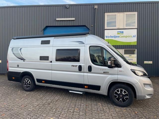 Chausson Twist V697 Elegance met LENGTEBEDDEN, in topstaat!!, Caravans en Kamperen, Campers, Bedrijf, tot en met 4, Buscamper of Camperbus