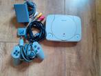 PlayStation 1 / PS1 met controller + kabels, Spelcomputers en Games, Ophalen of Verzenden, Zo goed als nieuw, Met 1 controller