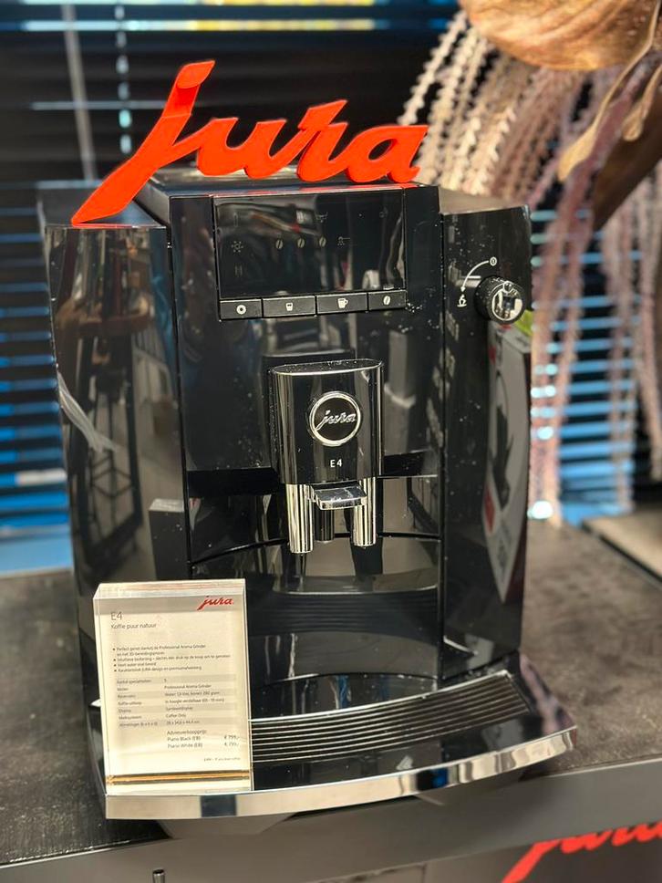 ☕ JURA E4 | 2024 | Z.G.A.N | PIANO BLACK | GARANTIE |, Witgoed en Apparatuur, Koffiezetapparaten, Zo goed als nieuw, Gemalen koffie