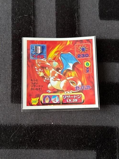 Charizard 1997 Amada-sticker - nr. 209 Charizard [MINT], Hobby en Vrije tijd, Verzamelkaartspellen | Pokémon, Nieuw, Losse kaart