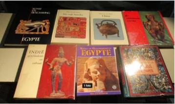 7 Mooie Geschiedenis Boeken van de Oudheid beschikbaar voor biedingen