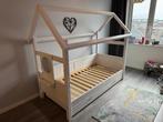 1 persoons kinderbed huisframe, Ophalen, 85 tot 100 cm, Zo goed als nieuw, Matras