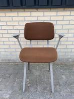 Friso Kramer Revolt, Huis en Inrichting, Stoelen, Ophalen of Verzenden, Zo goed als nieuw, Eén