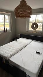 Gratis!!!!   Elektrische boxspring met 2 nachtkastjes, Ophalen, Tweepersoons, 180 cm, 200 cm