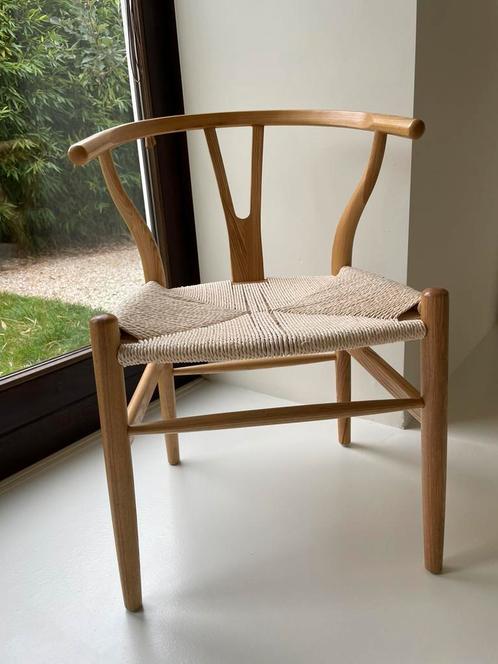 Houten eetkamer stoel (wishbone replica), Huis en Inrichting, Stoelen, Zo goed als nieuw, Eén, Hout, Bruin, Ophalen