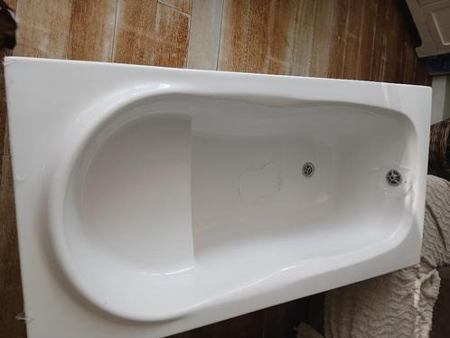 Helemaal nieuw, gaaf bad 140x70, Diensten en Vakmensen, Aannemers, Nieuwbouw of Opbouw