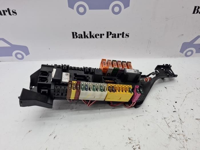 Zekeringkast van een Mercedes ML-Klasse, Auto-onderdelen, Elektronica en Kabels, Mercedes-Benz, Gebruikt, 3 maanden garantie