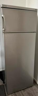 Indesit koelkast, Witgoed en Apparatuur, Koelkasten en IJskasten, 200 liter of meer, Ophalen of Verzenden, Zo goed als nieuw, 160 cm of meer