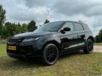 Nieuw model RR Evoque D150 150pk 2020, Black edition!, Auto's, Voorwielaandrijving, Euro 6, 4 cilinders, Zwart