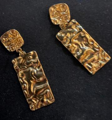 Mooie NIEUWE edelstenen oorbellen beschikbaar voor biedingen