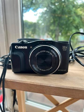 Canon SX700 HS beschikbaar voor biedingen