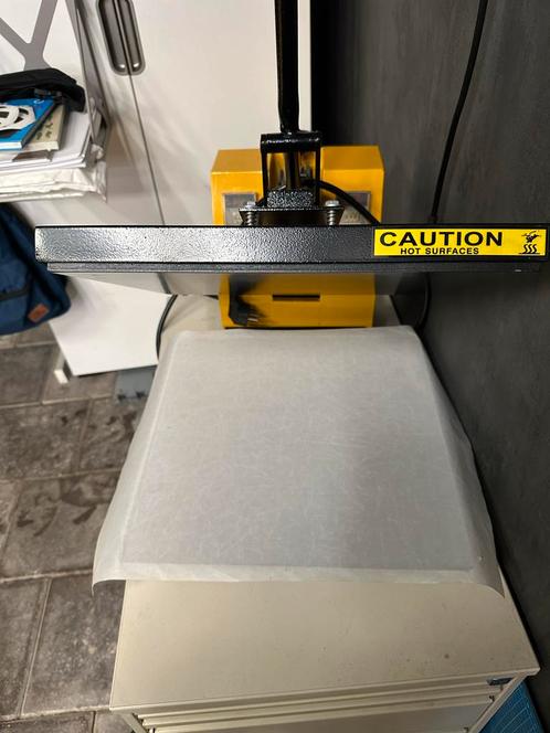 Duitse Professionele Transferpers 40x40cm, Hobby en Vrije tijd, Kledingapplicaties en Hotfix, Zo goed als nieuw, Applicator, Ophalen
