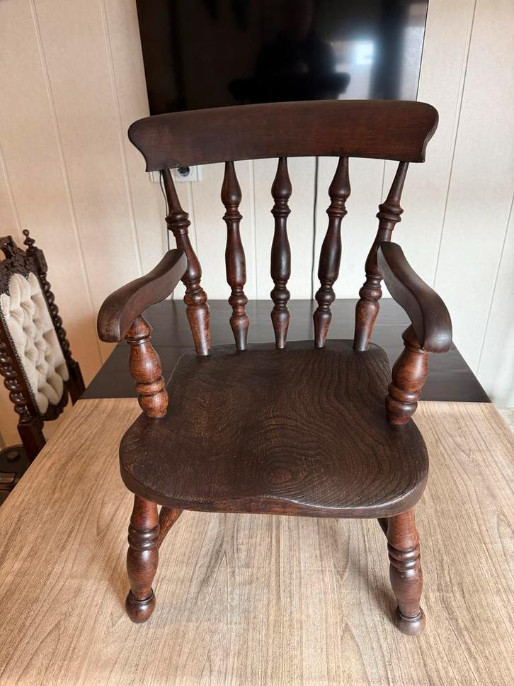 Antiek Kinderstoeltje in Zeer Goede Staat, Antiek en Kunst, Antiek | Meubels | Stoelen en Banken, Ophalen of Verzenden