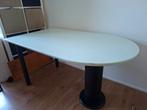 Kleine eetkamertafel met ronde zijkant, Ophalen, Gebruikt