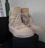 Uggs beige halfhoge suède bontlaarsjes veterlaarzen 37, UGG, Beige, Lage of Enkellaarzen, Ophalen of Verzenden