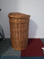 Vintage rieten mand met deksel, Ophalen, Gebruikt, Riet