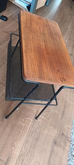 Oud pilastro? Achtig lectuurtafel, Huis en Inrichting, Woonaccessoires | Krantenbakken en Lectuurbakken, Ophalen, Gebruikt