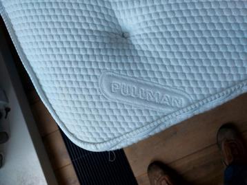 Elektrisch verstelbaar bed beschikbaar voor biedingen