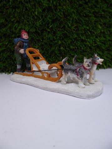 Luville Kerstdorp  Dog sleigh  --  1048470 beschikbaar voor biedingen