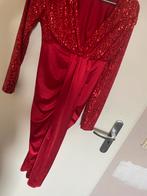 Rode glitter jurk, Kleding | Dames, Jurken, Maat 38/40 (M), Ophalen of Verzenden, Zo goed als nieuw, Boven de knie