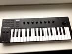 Komplete M32 Native Instruments midi keyboard controller, Verzenden, Zo goed als nieuw