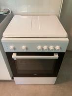 Beko elektrisch fornuis 60 cm, Witgoed en Apparatuur, Fornuizen, Ophalen, 4 kookzones, Zo goed als nieuw, 85 tot 90 cm