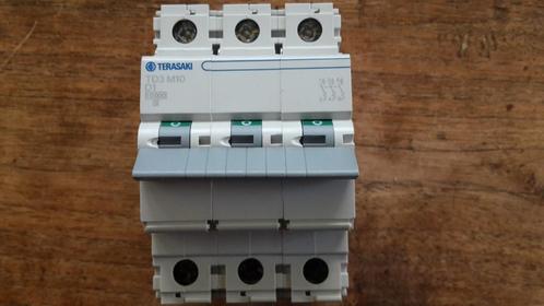 Terasaki 102189 mcb 3p installatie automaat, Hobby en Vrije tijd, Elektronica-componenten, Nieuw, Ophalen of Verzenden