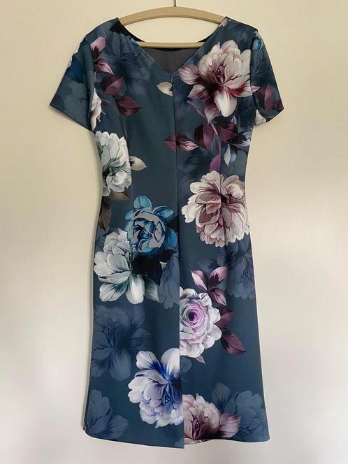 Vera mont, gala jurk, moeder van de bruid jurk,, Kleding | Dames, Jurken, Zo goed als nieuw, Maat 38/40 (M), Blauw, Onder de knie