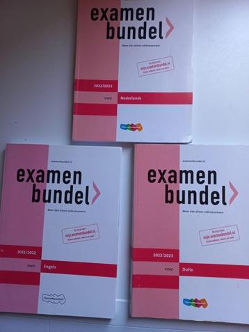 Examenbundels en Samengevat VWO (2,50 per stuk) beschikbaar voor biedingen