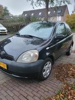 Toyota Yaris 1.0 16V Vvti 3DR 2001 Zwart, Auto's, Voorwielaandrijving, 4 cilinders, 400 kg, Origineel Nederlands