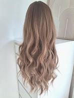 Pruik 100% echt haar. Bruin tinten 65 cm. NIEUW!, Sieraden, Tassen en Uiterlijk, Ophalen of Verzenden, Nieuw, Pruik of Haarverlenging