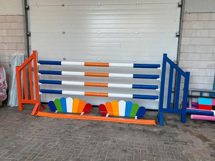 Aluminium Spring Staanders & Vleugels NERGENS GOEDKOPER !, Dieren en Toebehoren, Paarden en Pony's | Overige Paardenspullen, Nieuw